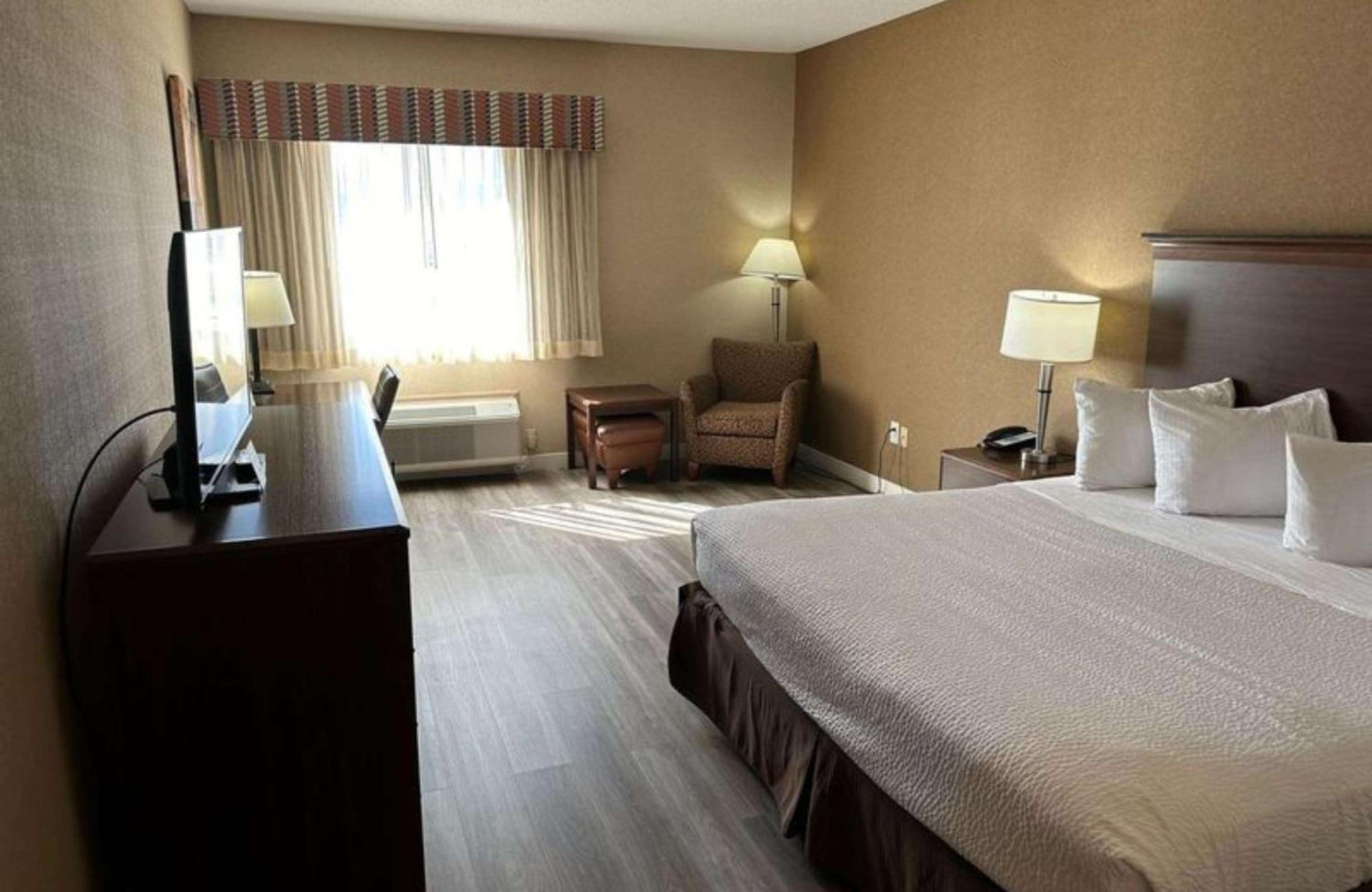 Best Western Circus City Inn Peru Екстериор снимка