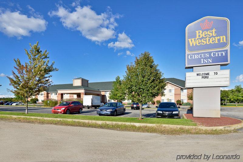 Best Western Circus City Inn Peru Екстериор снимка
