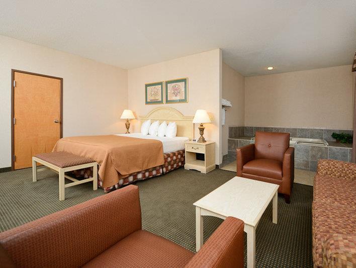 Best Western Circus City Inn Peru Екстериор снимка