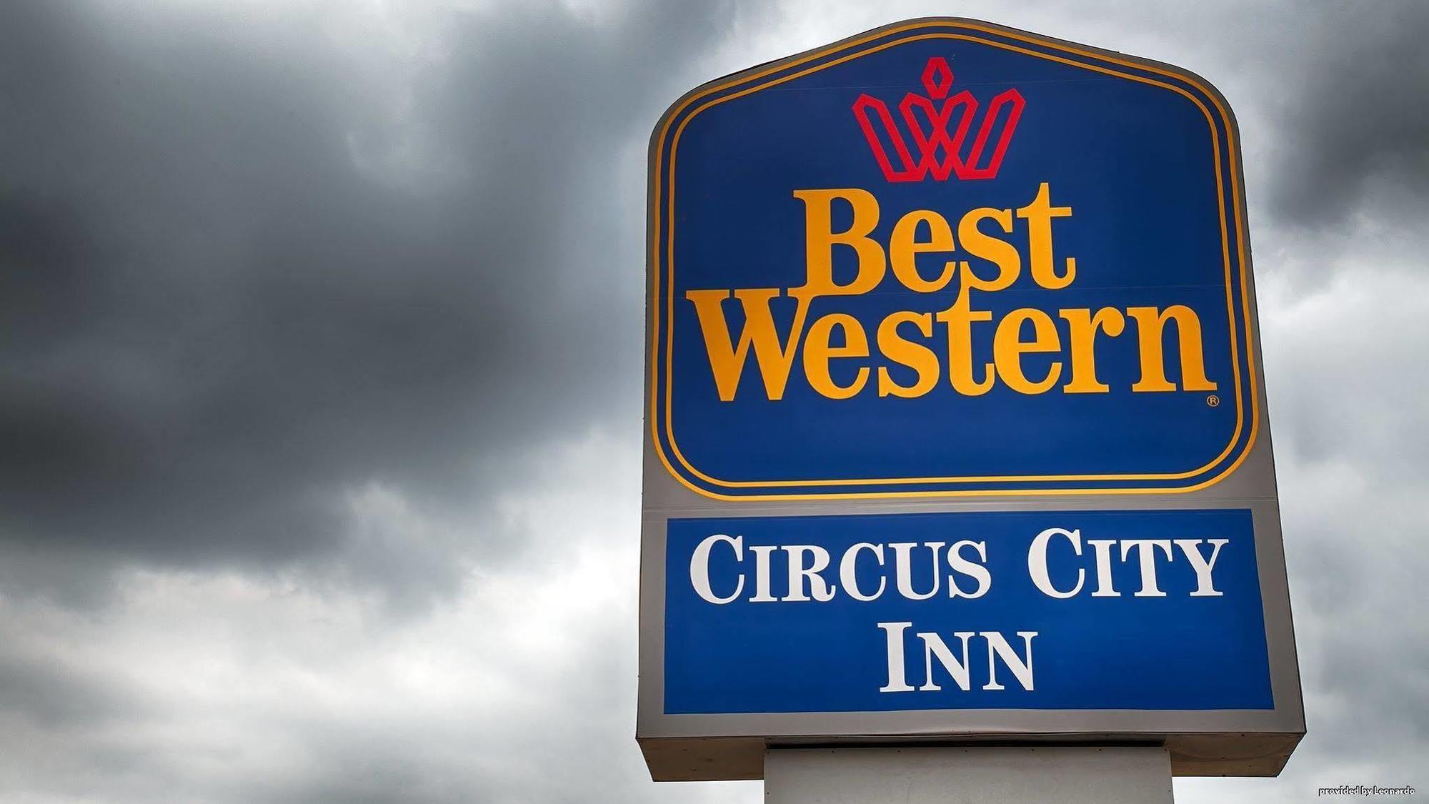 Best Western Circus City Inn Peru Екстериор снимка